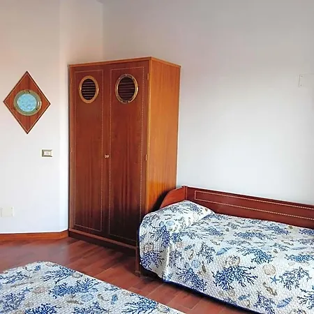 Al Mare 4*