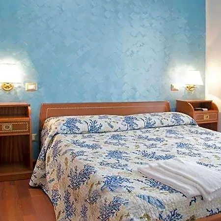 Al Mare Bed & Breakfast